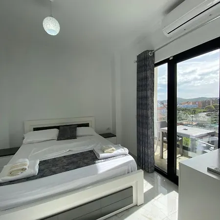 Irdi Aparthotel Ksamil Exterior photo