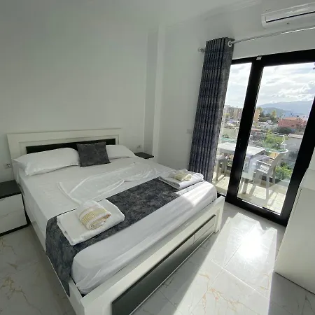 Irdi Aparthotel Ksamil Exterior photo