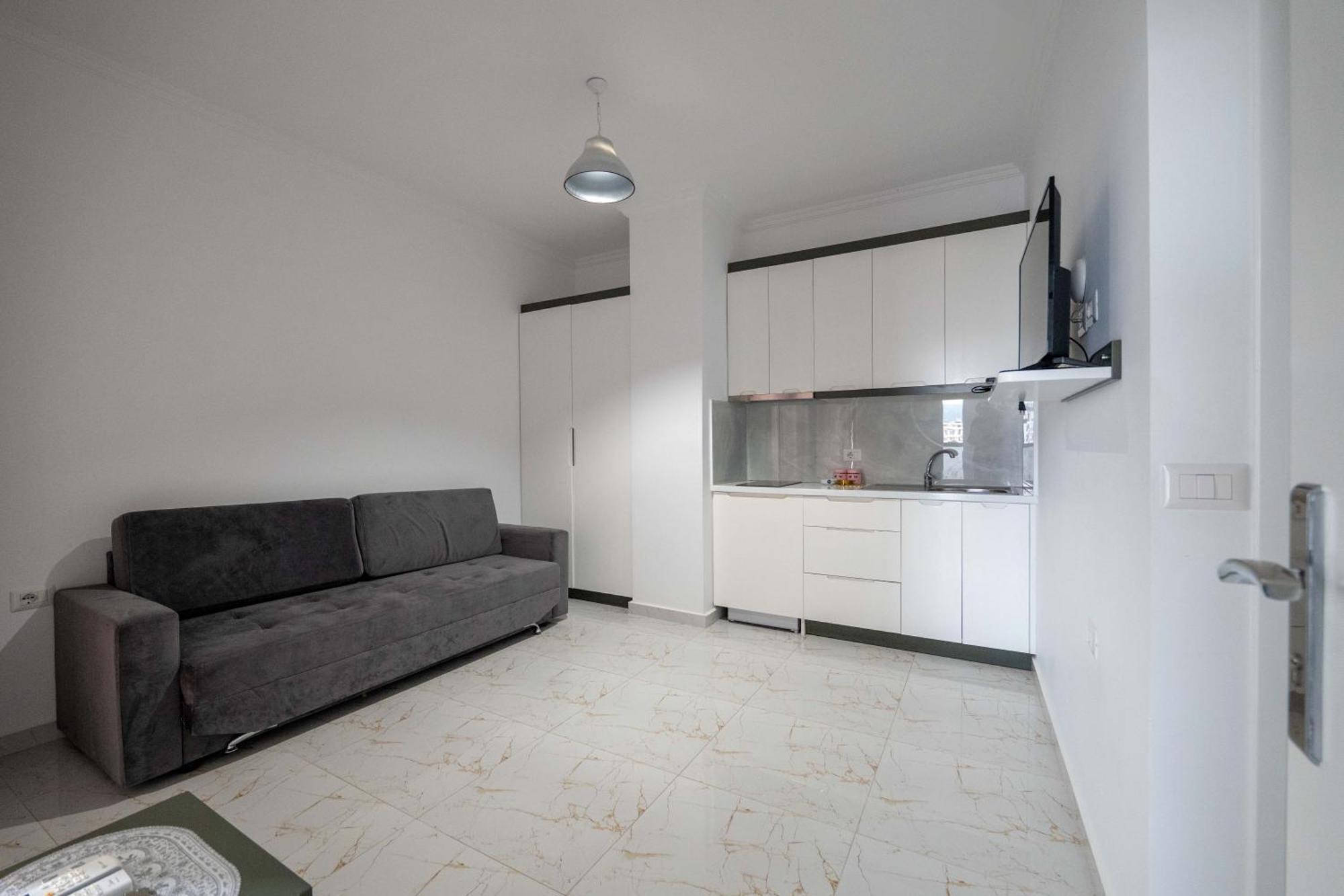 Apartment Irdi *