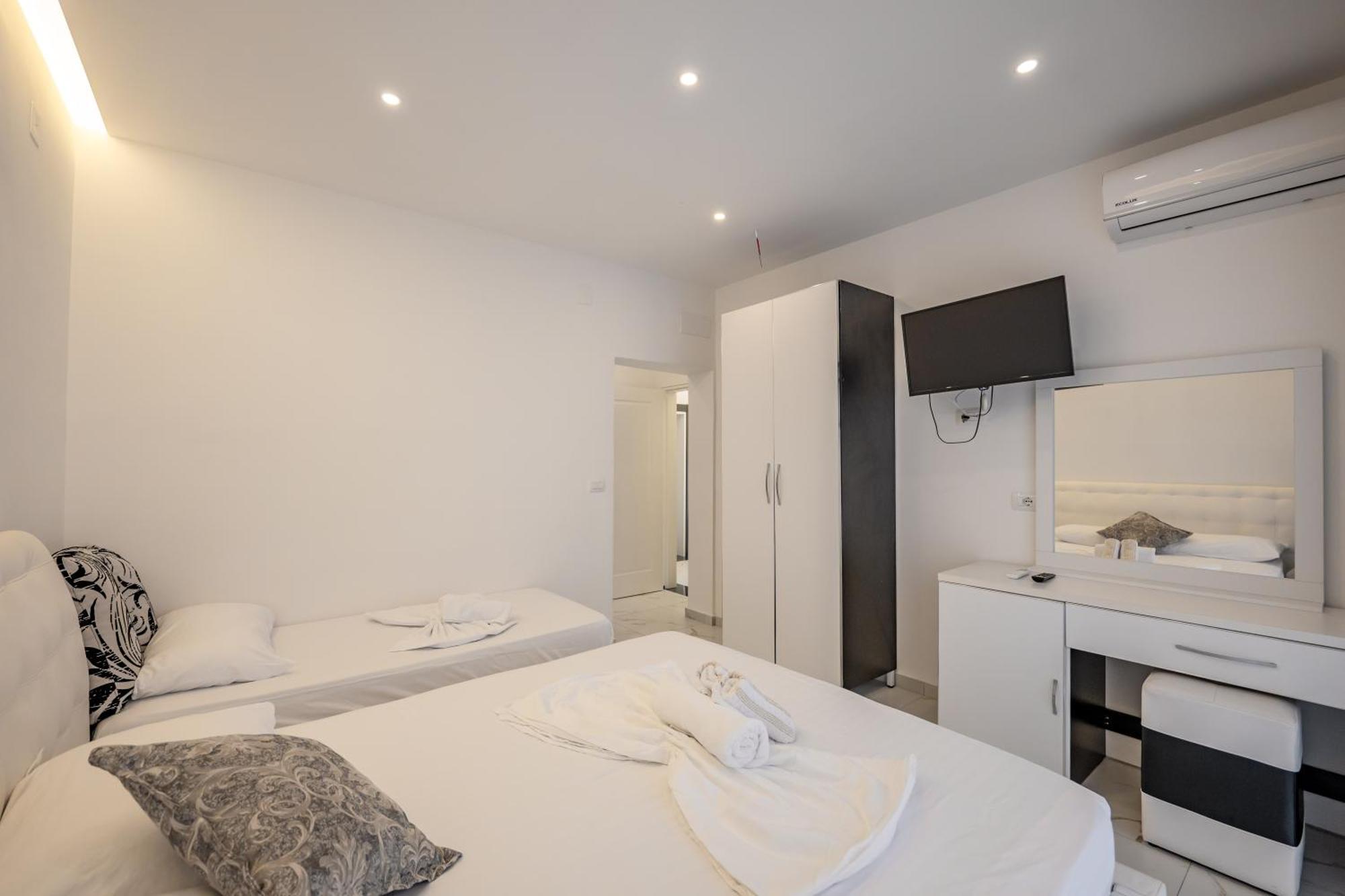 Apartment Irdi